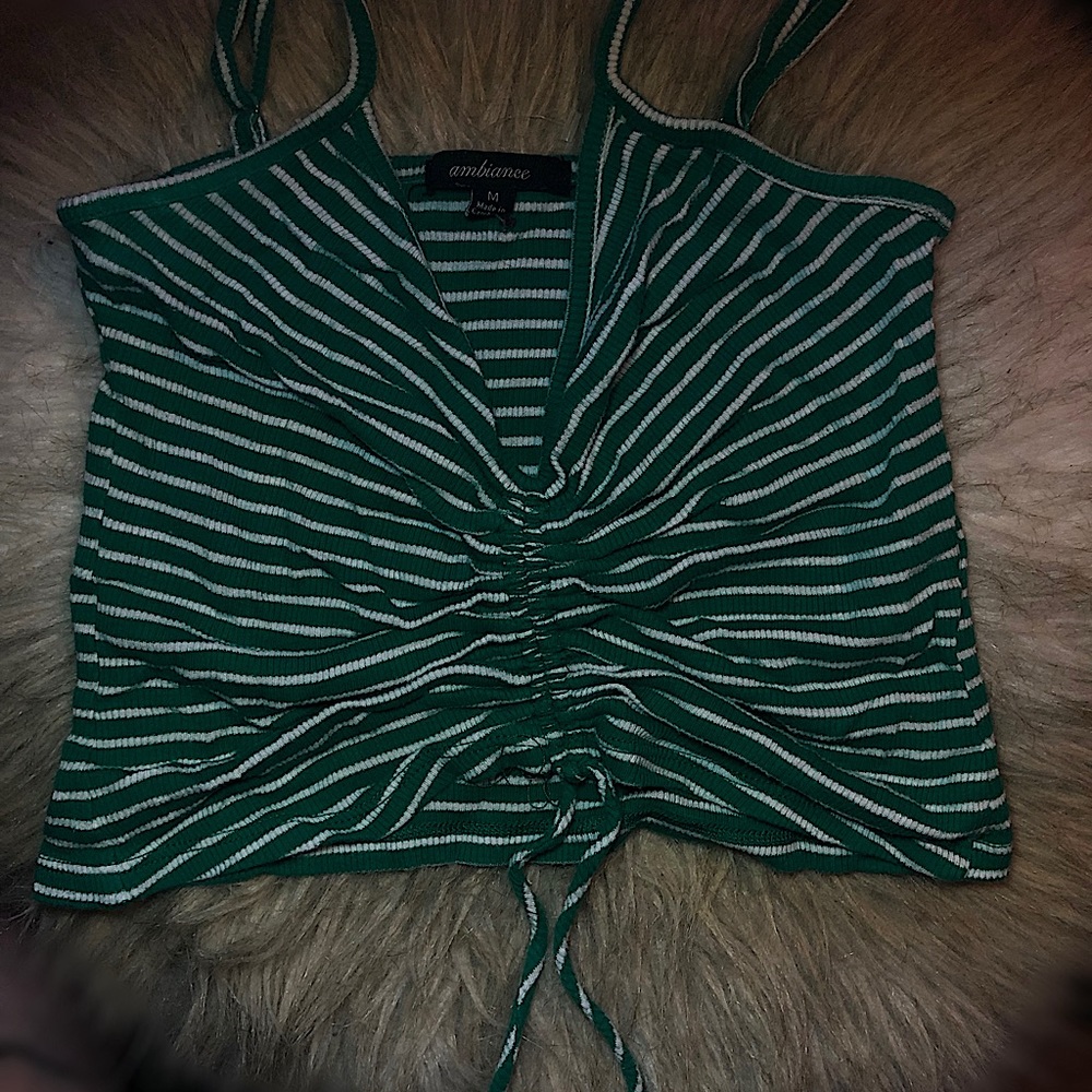 Green medium sized crop top